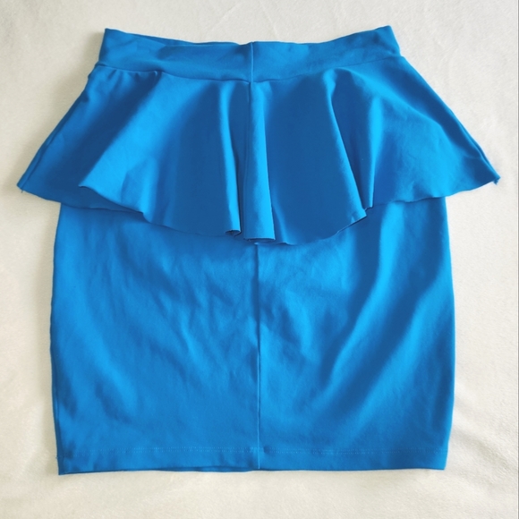 Bebe Pemblem High Waist Skirt - Picture 4 of 4